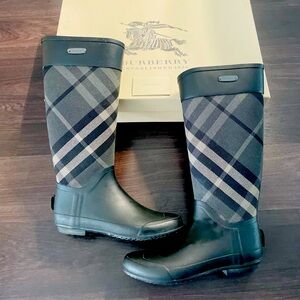SOLD Burberry Clemence Check Canvas Rain Boots sz 39